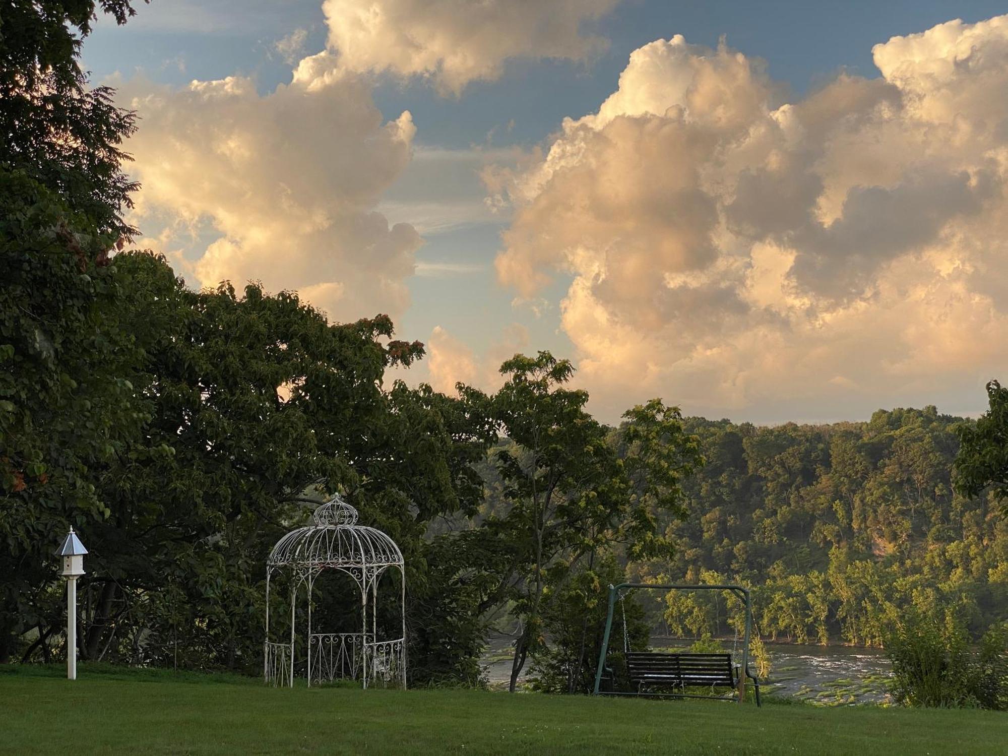 La Soledad Lavender Farm And Guesthouse ฮาร์เปอร์ส เฟอร์รี ภายนอก รูปภาพ